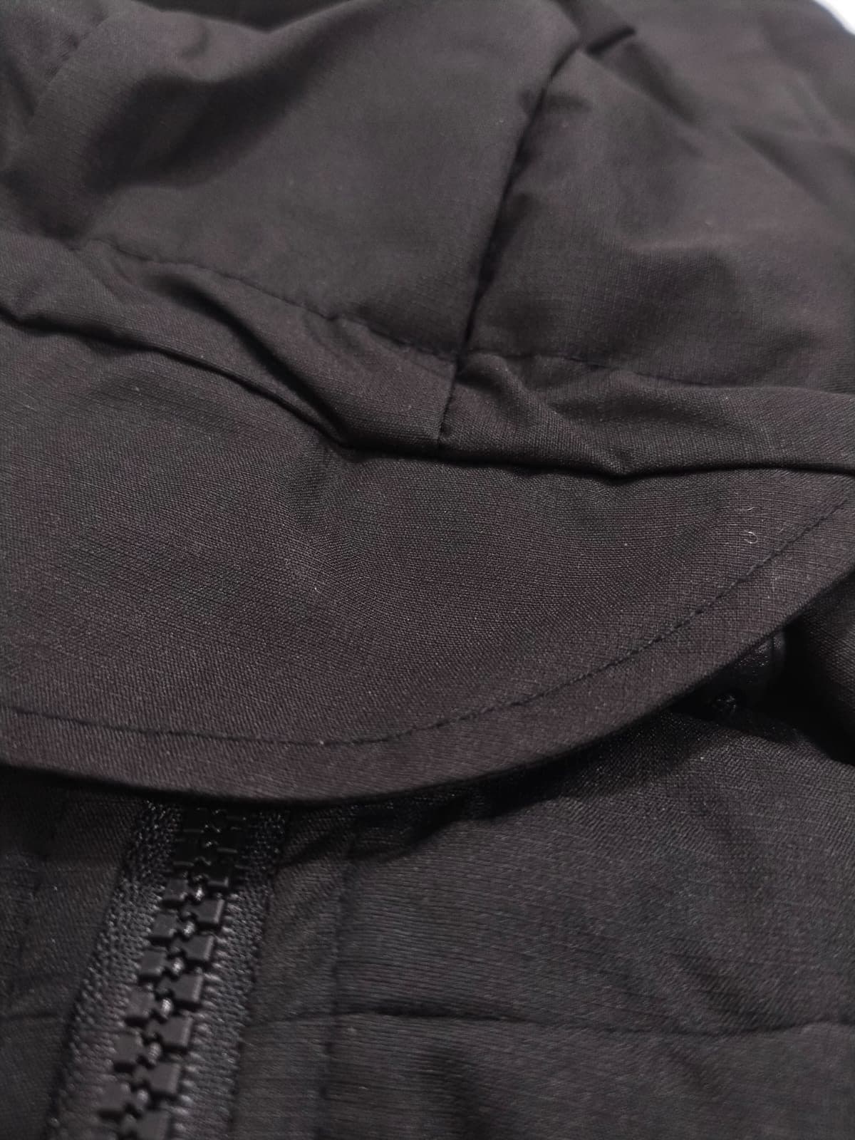Canigó Raincoat